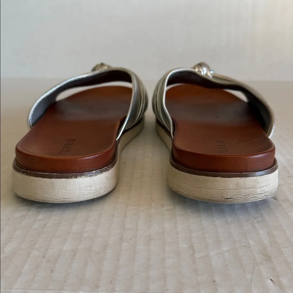 Torrid Silver Twist Knot Slide